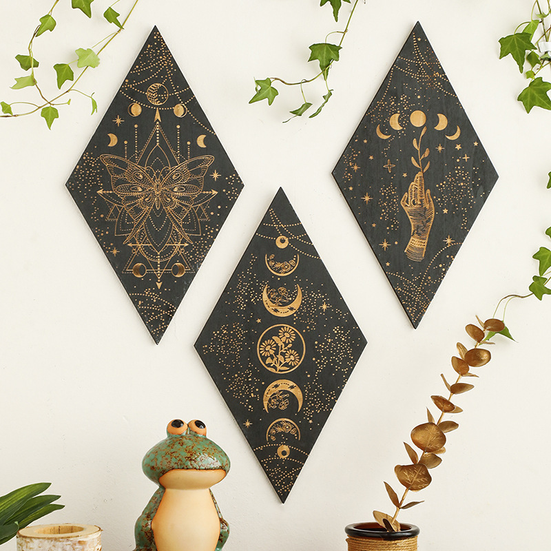 ชั้นวางของติดผนังรูปสามเหลี่ยม - Geometric Shelf Triangle บทวิจารณ์และราคา
